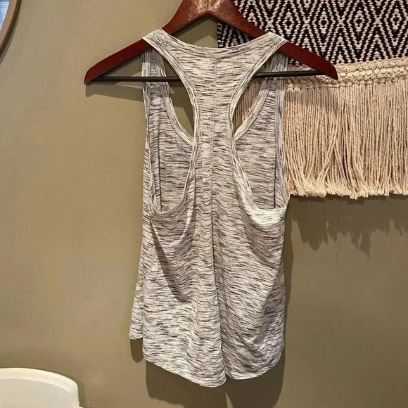 LULULEMON TIE IT UP SINGLET TIGER SPACE DYE BLACK WHITE SIZE 6 - Picture 8 of 11